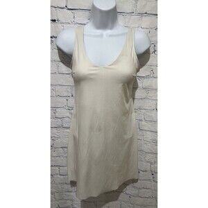 Gilly Hicks Recharge Active White dress with shorts And Pocket Size XS